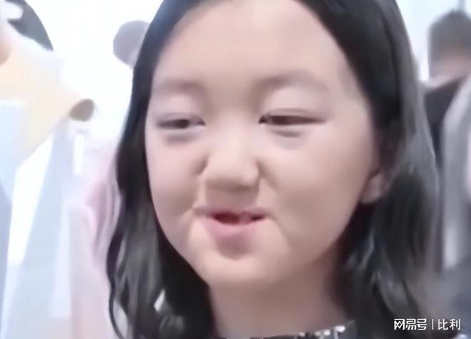 酒打麻将”的王菲确实是个很好的妈妈麻将胡了app李嫣近况证明“抽烟喝(图12)